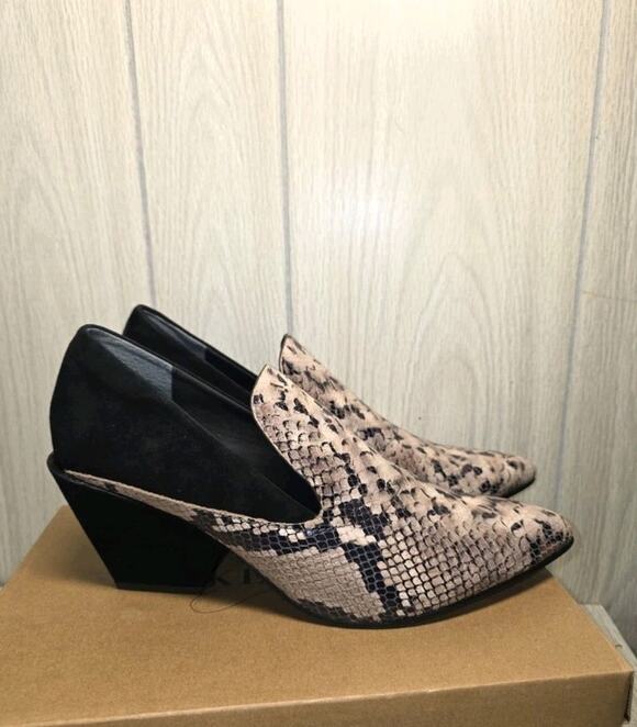 Naked Feet Other - Naked Feet Sagitta Snake Print Heeled Dress Shoes Size 11 Animal Print Office